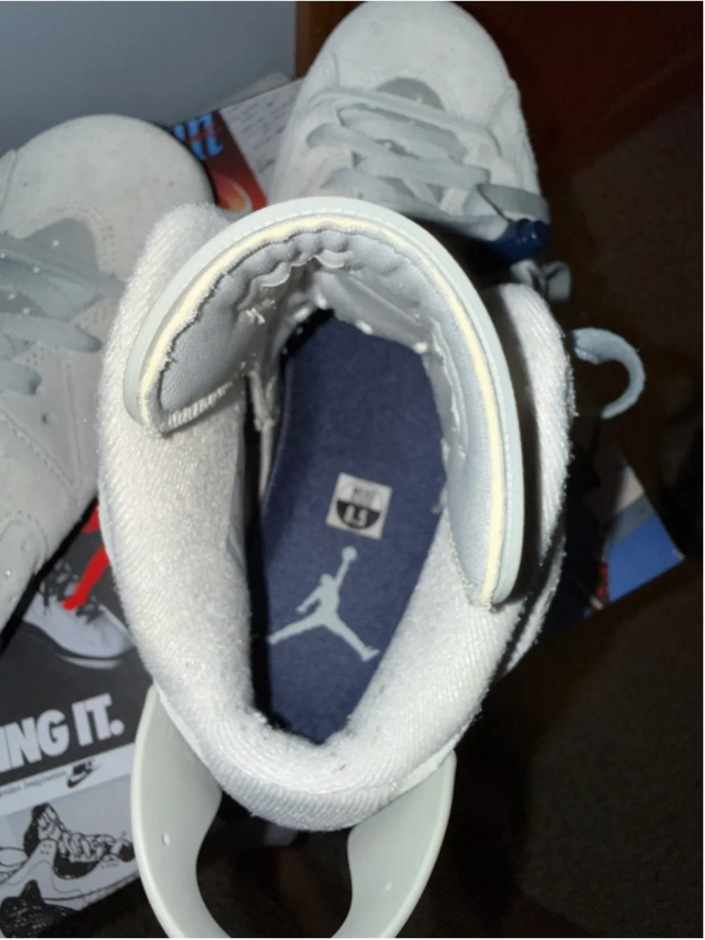 Men's Jordan Air Jordan 6 Retro Sneakers Size 8.5 Magnet/ College Navy